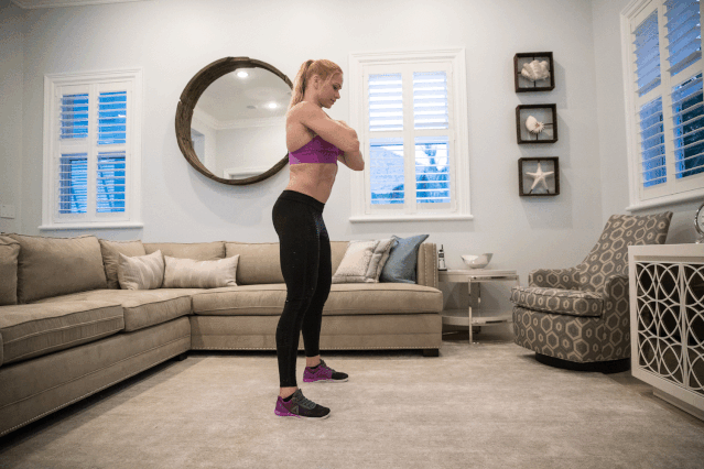 想要减肥又不想去健身房的小伙伴们 这五个动作一定适合你们;每天在家坚持十分钟、宅家一周也能瘦5斤！