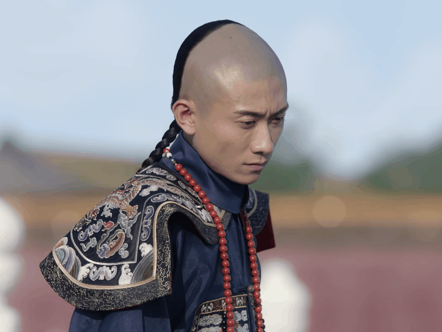 《鹿鼎记》大结局!韦小宝为何抱着鱼缸?他最后说了什么_腾讯新闻