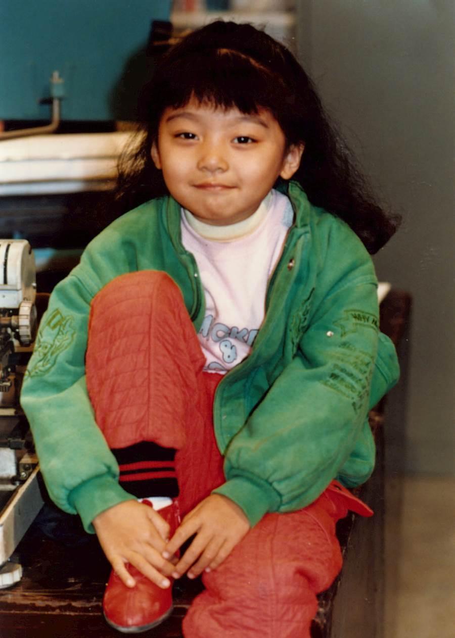 一路走好!37岁台湾昔日知名童星糖糖因车祸离世,母亲崩溃痛哭