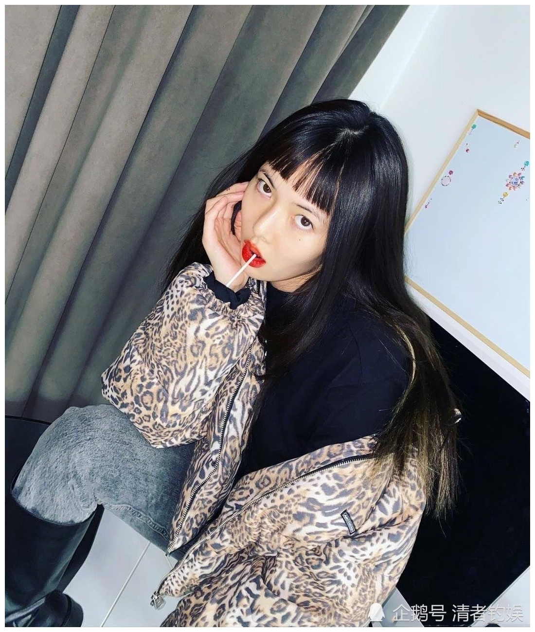 泫雅公主切造型搭配性感装扮,现迷人欧美御姐范