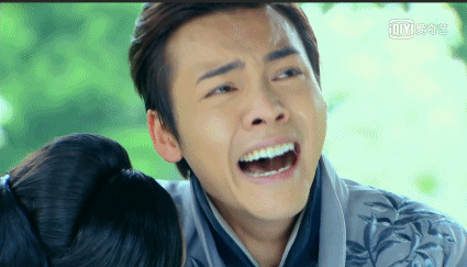 不过后来他在《橙红年代》中这段演技真的炸裂.