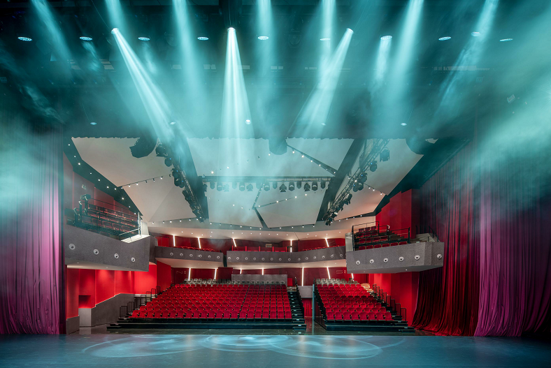 艺术殿堂和狂欢盛宴这里都能满足!