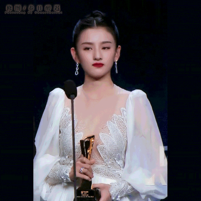 终于知道为啥说宋祖儿是张柏芝刘亦菲代餐了这造型我愿称为仙女