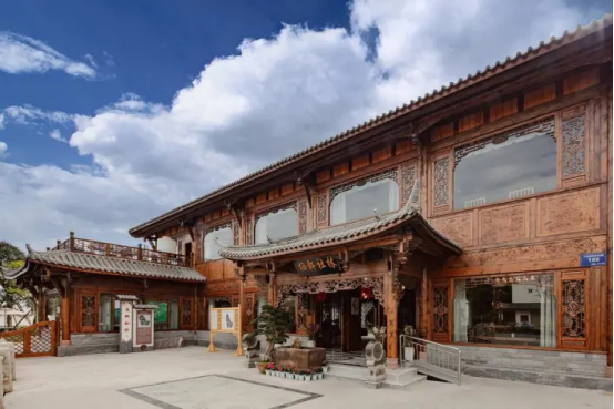 温江:栖轩社林民宿地址:郫都区三道堰镇青杠树村116号两江碧水绕村流