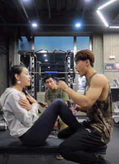 单身勿进情侣如何一起练提高幸福感