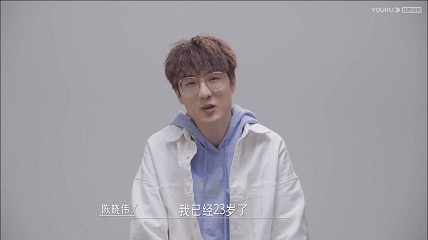 以及即将退役还没打出成绩的职业电竞选手"彬神"陈晓伟,他的加入似乎