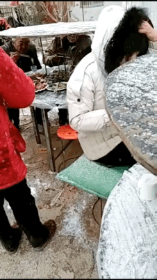 腊八了一起体验农村吃大席场面