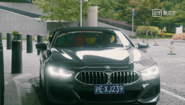 扒车丨《流金岁月》里最好看的除了朱锁锁,还有主角们的各款宝马_腾讯