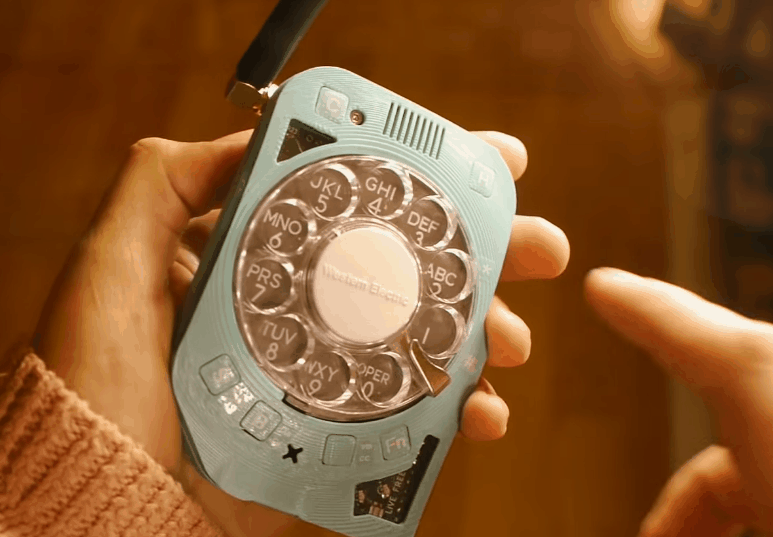 rotary diy手机开卖:约合2500元