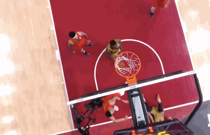 沈梓捷伤退深圳大胜同曦贺希宁203西热力江211115