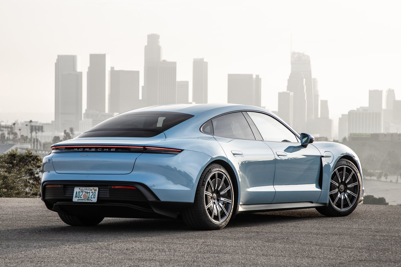 保时捷taycan去年销售额突破20000辆-看点快报