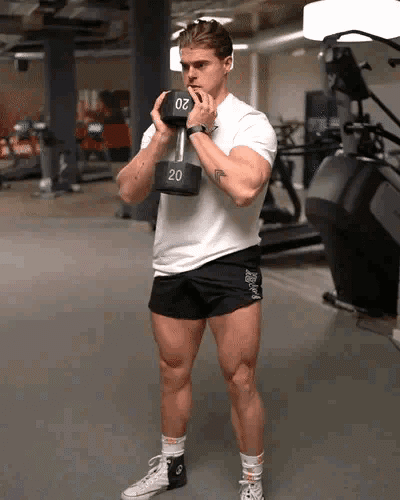 练腿不一定要去健身房6个哑铃动作帮你锻炼肌肉强壮下肢