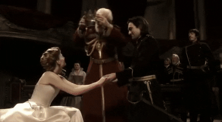 小麦|你生对了时代，以前过年吃面食可能会中毒发疯