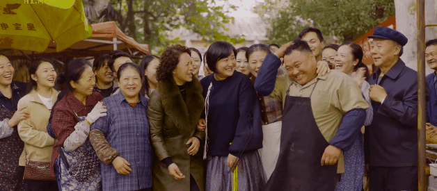 你好李焕英你的笑容是花季少女时妈妈的模样