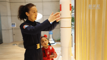 宇航员|昨儿说好的“贺岁档”正片，来了！