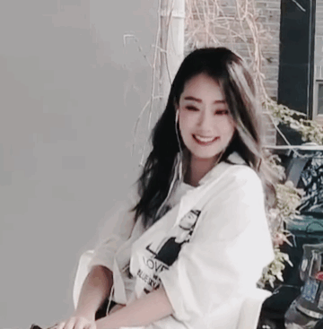 我磕上了贾玲和张小斐cp!