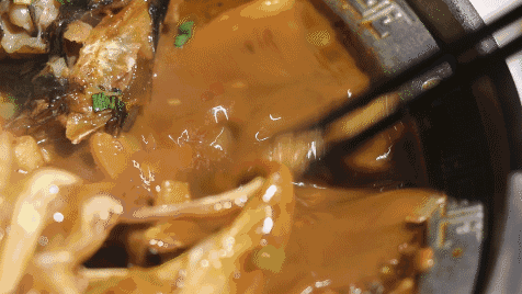 鱼头|鱼头重金属超标？还能愉快地吃鱼头吗？