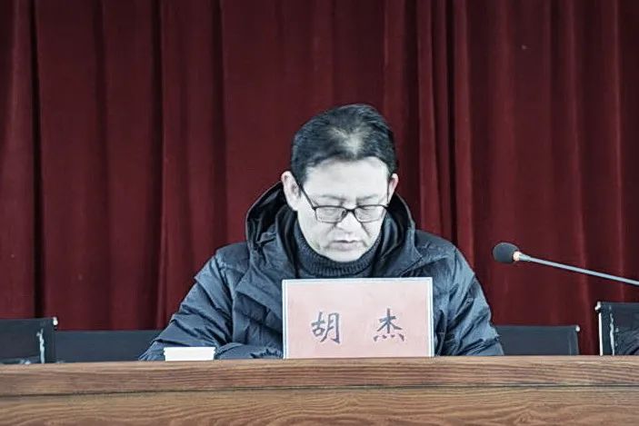 固原市人大常委会副主任胡杰涉嫌严重违法接受监察调查