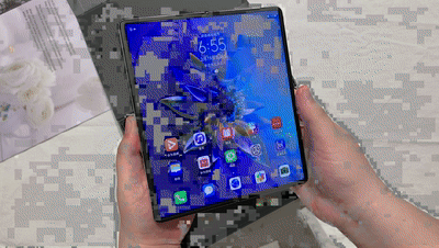 华为mate x2折叠屏,上手两天体验感受:内折不留痕_腾讯新闻