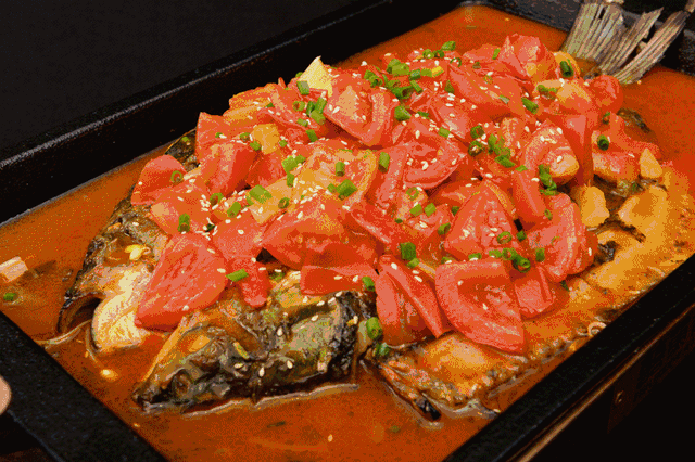 鱼刺卡喉|男子被鱼刺卡喉，3天后呕血死亡！千万别再喝醋、吞饭了