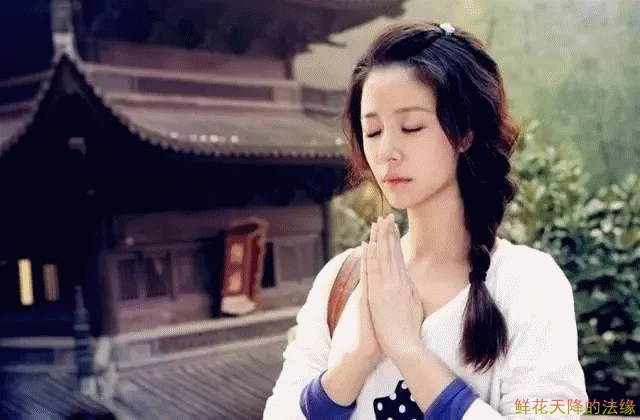 又一女明星剃度出家了照片曝光