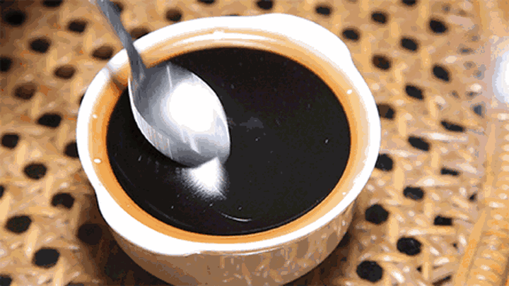 龟苓膏|龟苓膏里面真的有龟吗？