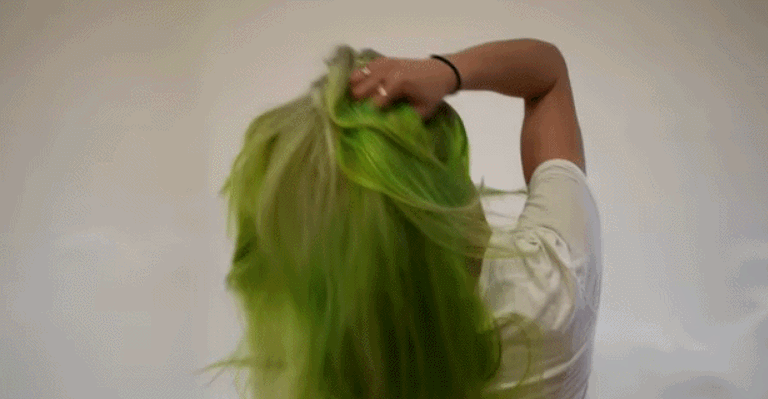 丁香医生|染发剂千万别用在这两个地方！