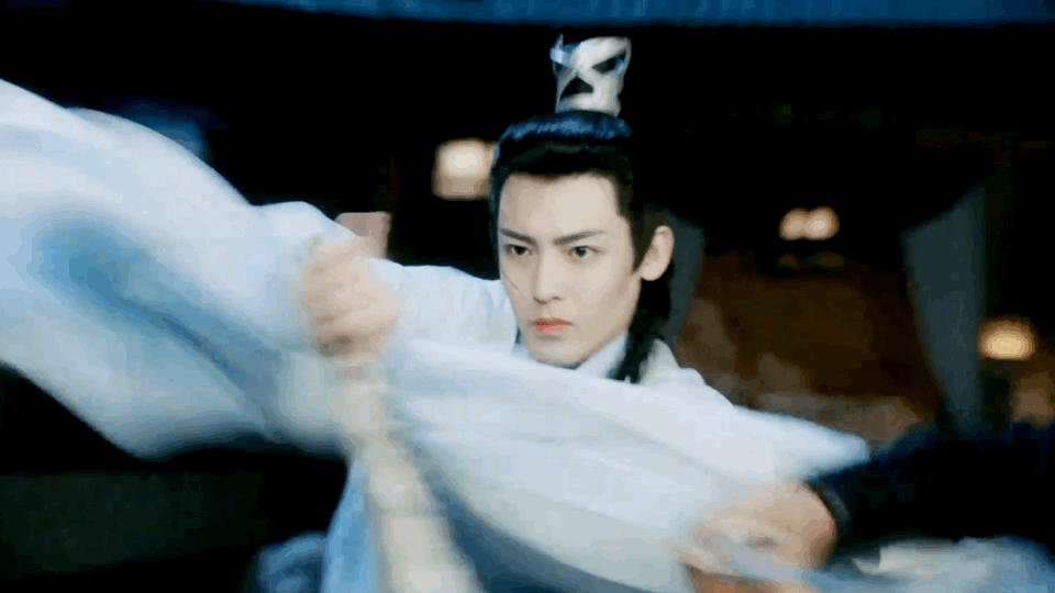 龚俊的温客行罗云熙的上官透肖战的北堂墨染你最喜欢看谁耍扇子