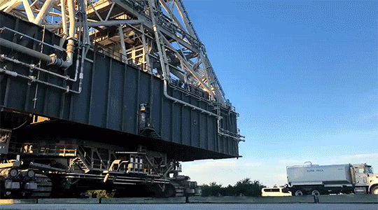 火箭_军事武器|与长征九号同级别的美国火箭将发射，其助推器的推力实在是强大