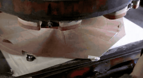 地球仪|机器压成的地球仪，纸张怎么完美贴合成曲面？