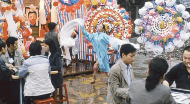 替人哭丧的女人,震撼世界影坛,这敏感片又揭开了封建陋习的遮羞布!