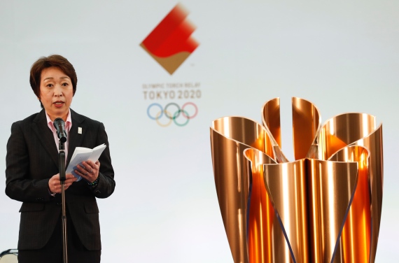 3月25日，东京奥组委主席桥本圣子在出发仪式上致辞。