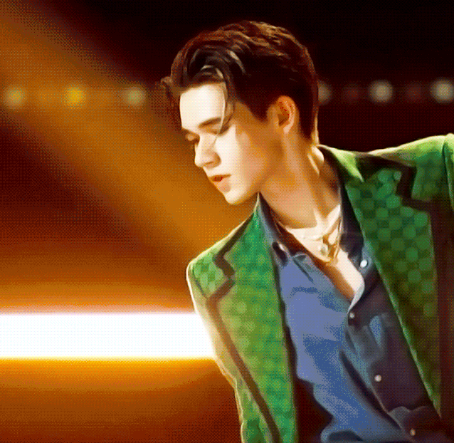 创4刘宇二公成小组撑腰王宁静对他评价超高孙怡也发博力挺