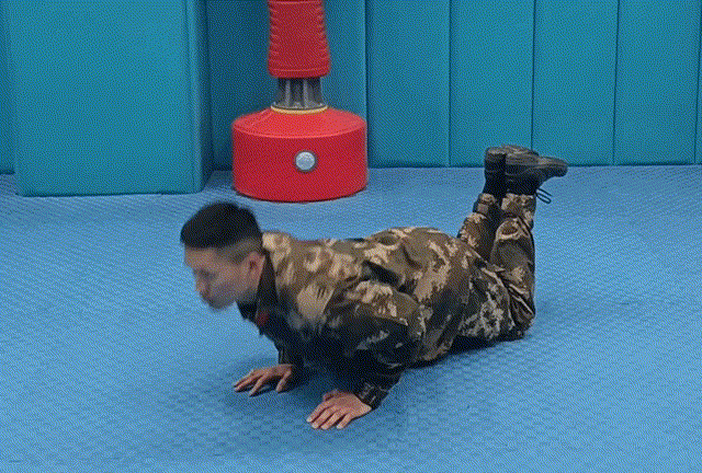 "花式俯卧撑"——你知道多少,能做多少?