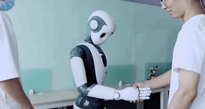 你的哆啦a梦我的5g云端机器人萌妹小姜