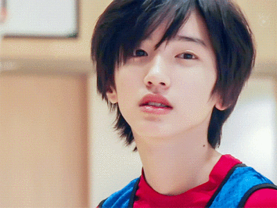 道枝骏佑堪称日本一绝 绝美颜值打破传统日系感 真正从小帅到大 腾讯新闻