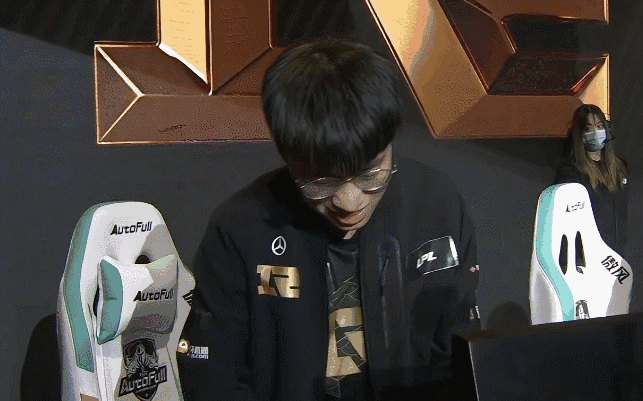 643_401gif 动态图 动图