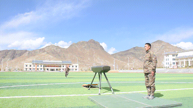 "马"上新技能|掌握分腿纵跃木马的动作要领 其实并不难