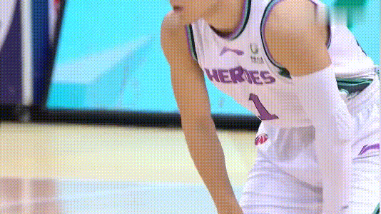 赵睿系列赛场均27.5分,胡明轩"摸头杀",小高小胡"相爱相杀"