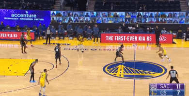 库里7记三分轰37分创纪录!勇士擒国王取两