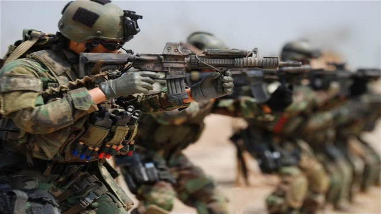 美退役軍官坦言 全球戰力最強國家只有3個 中國是其中之一 互動頭條