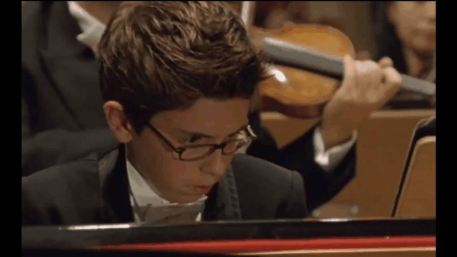 佳片有约丨瑞士的《钢琴小神童》来啦!_腾讯新闻