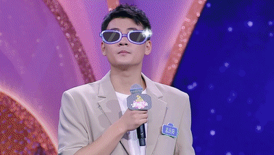 新相亲大会头号粉丝柳岩来报到仿佛回娘家的反应过于真实