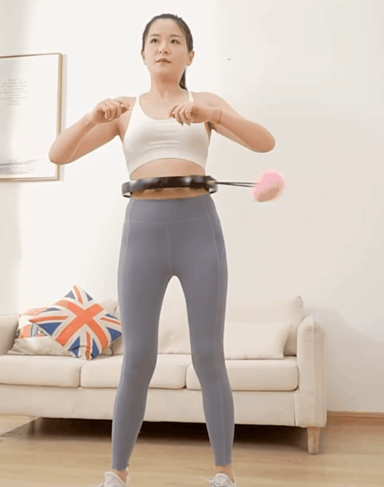 另外这一款呼啦圈在安全方面也是设计得非常到位的,借助按摩板保护了