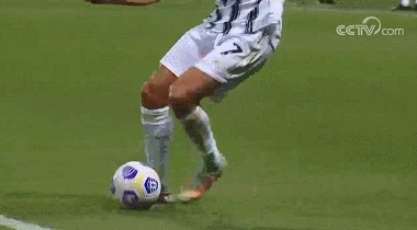 足坛首人c罗连停带过造完美一击终场前再现1犯罪式过人