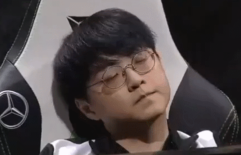 小狮子险些掀翻s10冠军,许秀一度被打瘫_腾讯新闻