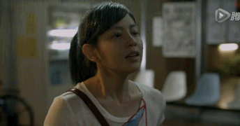 男:我就是什么都不懂啦女:你什么都不懂男:大笨蛋才能追你那么久女:大