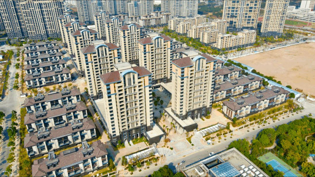 厦门大平层为王的豪宅风暴,金帝·中洲滨海城【和墅】不就是所有人