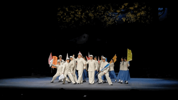 本土红色题材白剧《白子情怀》昨晚首演_腾讯新闻