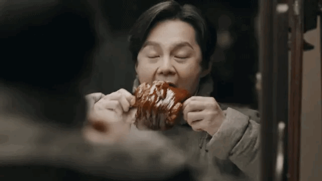 真该庆幸自己不是女明星!